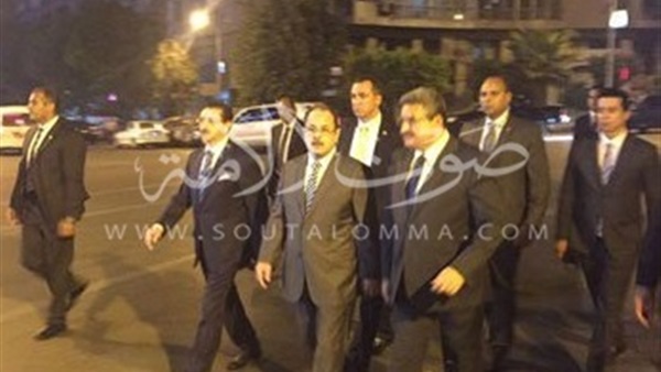 بالصور.. وزير الداخلية يتفقد الخدمات الأمنية بالجيزة