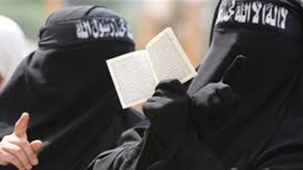 النساء يضطلعن بدور أساسي في الشبكات الجهادية