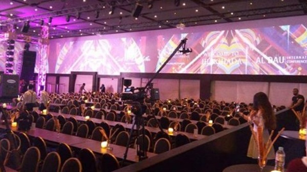 بالصور..«جنات» تتالق فى حفل الغردقة