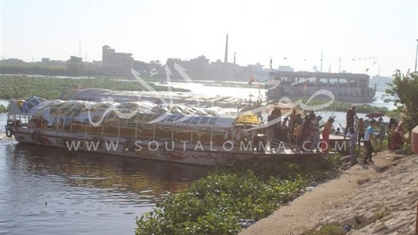 بالصور.. إقبال المواطنين على الرحلات النيلية في ثانى أيام العيد بالصور.. إقبال المواطنين على الرحلات النيلية في ثانى أيام العيد