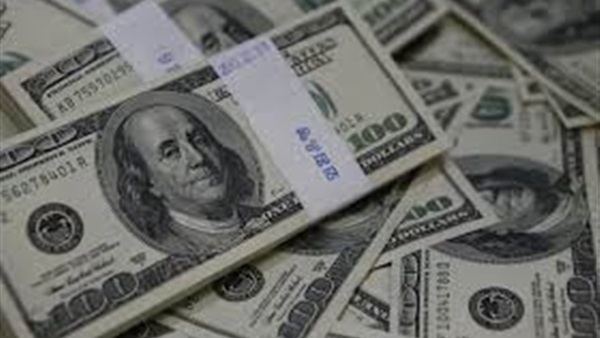 تراجع الدولار أمام العملات الرئيسية