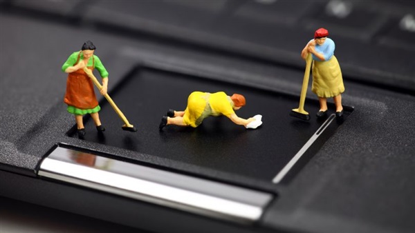 طريقة فعالة لتنظيف حاسوبك بشكل سليم طريقة فعالة لتنظيف حاسوبك بشكل سليم
