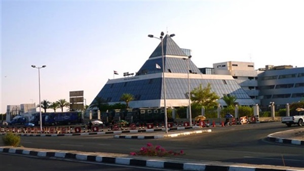 اليوم.. «جراح عالمي» يزور مستشفى شرم الشيخ الدولي اليوم.. «جراح عالمي» يزور مستشفى شرم الشيخ الدولي
