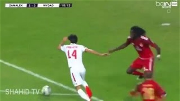 بالفيديو.. حقيقة «الجسم الطائر المجهول» فوق لوس أنجلوس بالفيديو.. حقيقة «الجسم الطائر المجهول» فوق لوس أنجلوس