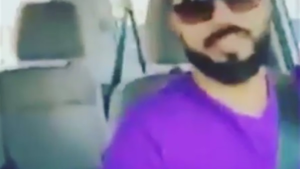 بالفيديو..سخرية الشباب من أغنية «محصلش حاجة»