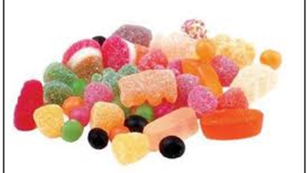 5 ألوان اصطناعية خطرة تستخدم فى المواد الغذائية.. تعرف عليها