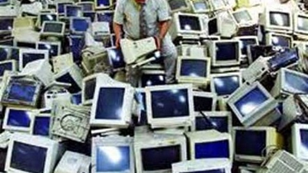 إحباط تهريب 1700 شاشة كمبيوتر محظور استيرادها بجمارك بورسعيد إحباط تهريب 1700 شاشة كمبيوتر محظور استيرادها بجمارك بورسعيد