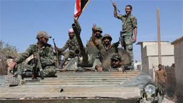 الجيش السوري يقصف حلب بالطيران والمدفعية الجيش السوري يقصف حلب بالطيران والمدفعية
