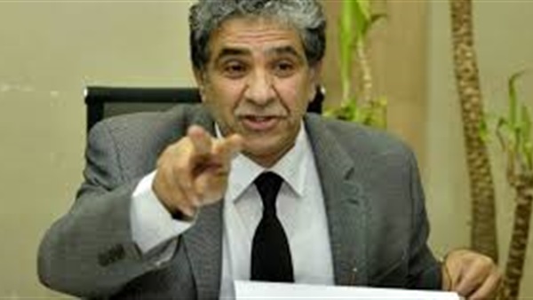 "البيئة": ربط شركات جديدة بالشبكة القومية لرصد مراقبة الانبعاثات الصناعية "البيئة": ربط شركات جديدة بالشبكة القومية لرصد مراقبة الانبعاثات الصناعية