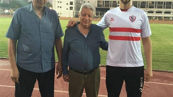 الزمالك يتعاقد مع "أنوفا" لاعب منتخب بلغاريا للكرة الطائرة الزمالك يتعاقد مع "أنوفا" لاعب منتخب بلغاريا للكرة الطائرة