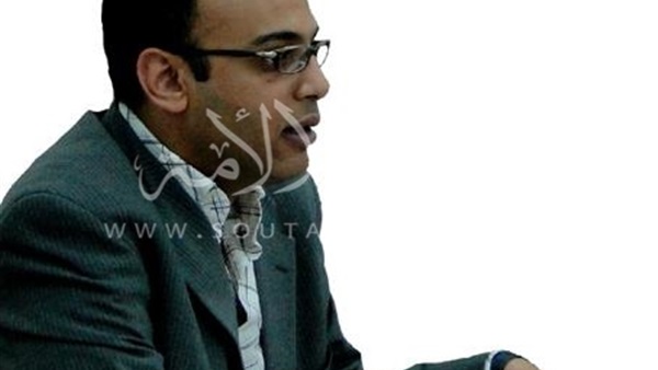 «مصر القوية» يطالب بالإفراج عن حسام بهجت ومعتقلي الرأي 