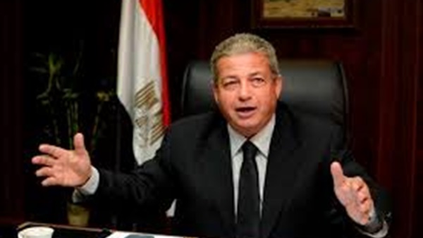 وزير الرياضة يحضر نهائي بطولة الأهرام الدولية  للاسكواش