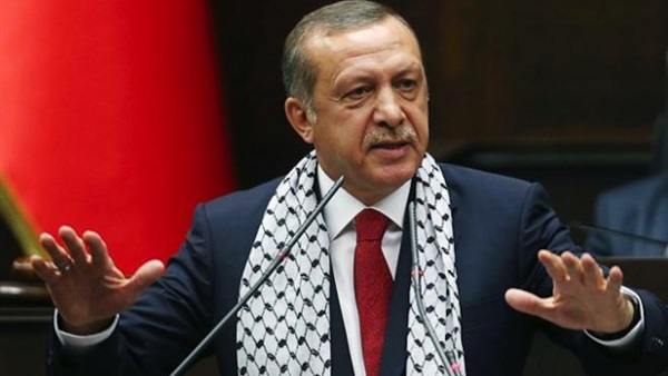 الرئيس التركي يتهم الولايات المتحدة بتزويد مسلحي الأكراد بالأسلحة بسوريا الرئيس التركي يتهم الولايات المتحدة بتزويد مسلحي الأكراد بالأسلحة بسوريا
