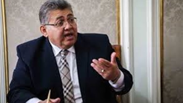 التعليم العالي يبحث مع السفير الكندي إنشاء فروع للجامعات الكندية بمصر التعليم العالي يبحث مع السفير الكندي إنشاء فروع للجامعات الكندية بمصر
