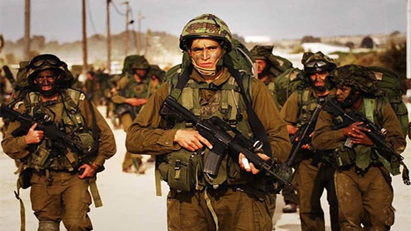 اصابة فلسطيني بالرصاص اثر محاولته طعن اسرائيليين قرب الخليل اصابة فلسطيني بالرصاص اثر محاولته طعن اسرائيليين قرب الخليل