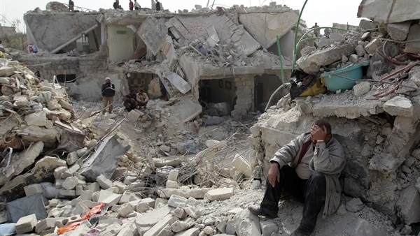 أحياء حلب الشرقية في جحيم الغارات غداة اعلان الجيش السوري بدء هجوم أحياء حلب الشرقية في جحيم الغارات غداة اعلان الجيش السوري بدء هجوم