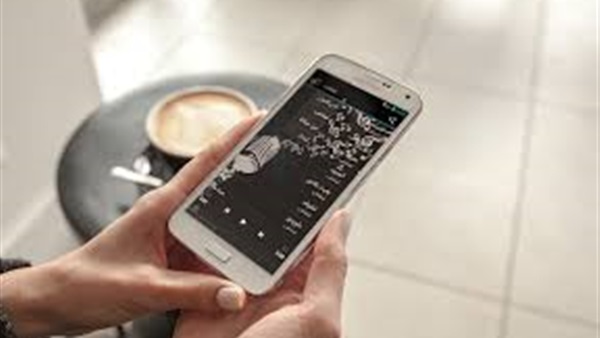 تعرف على سبب ميولنا لأستماع الأغانى الحزينة 