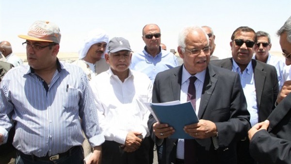 وزير النقل يشهد بدء أعمال تطوير طريق «بنها - المنصورة»