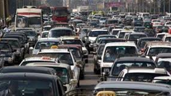 توقف حركة المرور بطريق صلاح سالم توقف حركة المرور بطريق صلاح سالم