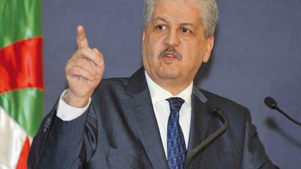 رئيس وزراء الجزائر يدعو إلى وقف النقاش حول شرعية مؤسسات الدولة رئيس وزراء الجزائر يدعو إلى وقف النقاش حول شرعية مؤسسات الدولة