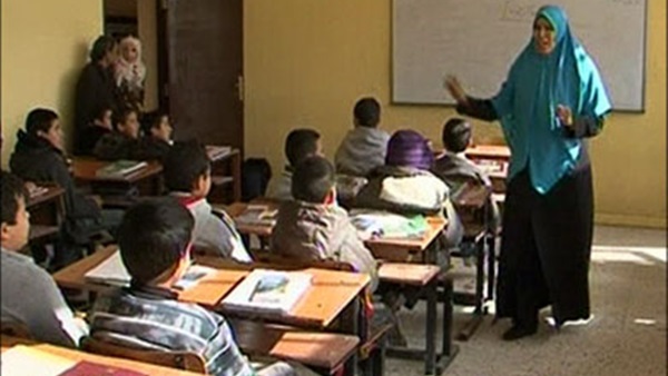 الحكومة الليبية توافق على سداد الرسوم الدراسية للطلبة الليبيين النازحين بالقاهرة الحكومة الليبية توافق على سداد الرسوم الدراسية للطلبة الليبيين النازحين بالقاهرة