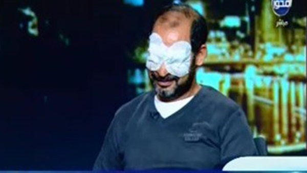مواطن يدفع نور عينيه ثمناً لمنعه جريمة سرقة مواطن يدفع نور عينيه ثمناً لمنعه جريمة سرقة