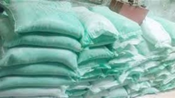 ضبط طن و350 كيلو دقيق مدعم  بمخزن بـ«أدفو»  