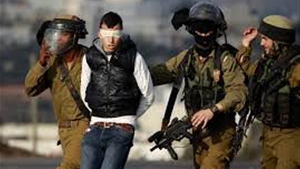 الاحتلال الإسرائيلي يعتقل 16 فلسطينيا من الضفة الغربية الاحتلال الإسرائيلي يعتقل 16 فلسطينيا من الضفة الغربية