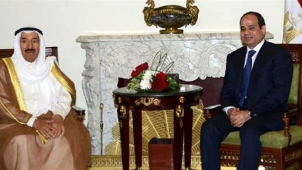«الخليج»: بين الكويت ومصر علاقات وثيقة لا يؤثر فيها حادث عابر «الخليج»: بين الكويت ومصر علاقات وثيقة لا يؤثر فيها حادث عابر