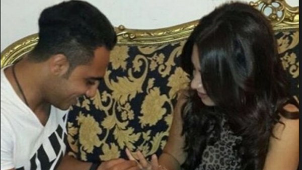 بالصورة.. «أوس أوس» وزوجته يقضيان شهر العسل فى ميلانو الإيطالية بالصورة.. «أوس أوس» وزوجته يقضيان شهر العسل فى ميلانو الإيطالية