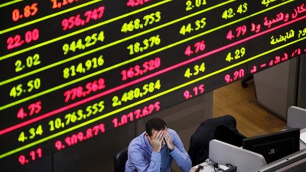 تراجع البورصة وسط خسائر رأسمالية 500 مليون جنيه تراجع البورصة وسط خسائر رأسمالية 500 مليون جنيه