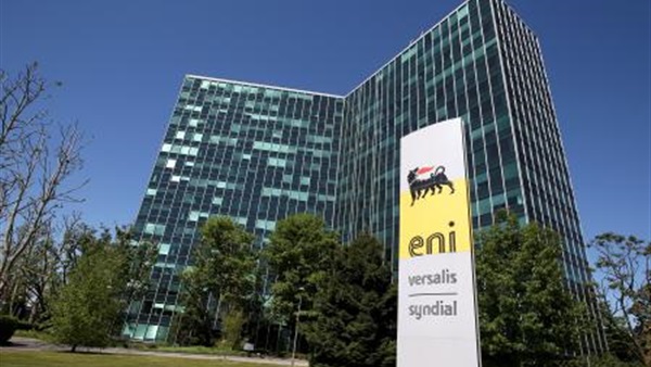 «إيني» تعلن الاتفاق على استراتيجية مشتركة مع مصر للطاقة المتجددة 