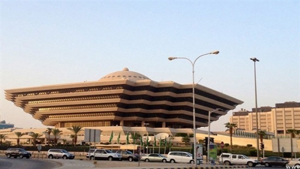 الداخلية السعودية: استشهاد عريف اصيب بشظية قذيفة أطلقتها عناصر حوثية الداخلية السعودية: استشهاد عريف اصيب بشظية قذيفة أطلقتها عناصر حوثية