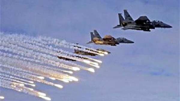 مقتل وإصابة 12 مسلحا في قصف لطائرات التحالف على مواقع الحوثيين مقتل وإصابة 12 مسلحا في قصف لطائرات التحالف على مواقع الحوثيين