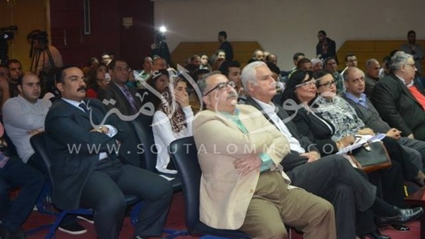 بالصور.. مؤتمر "لا لمحاكم التفتيش" بالصحفيين بحضور إبراهيم عيسى والشوباشى