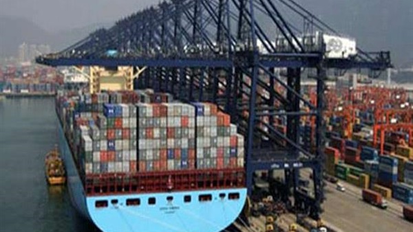 ميناء دمياط يستقبل 9 سفن للحاويات والبضائع العامة ميناء دمياط يستقبل 9 سفن للحاويات والبضائع العامة