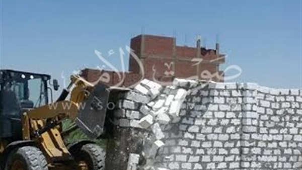 بالصور.. إزالة 33 حالة تعدٍ على الأراضي الزراعية بسوهاج بالصور.. إزالة 33 حالة تعدٍ على الأراضي الزراعية بسوهاج