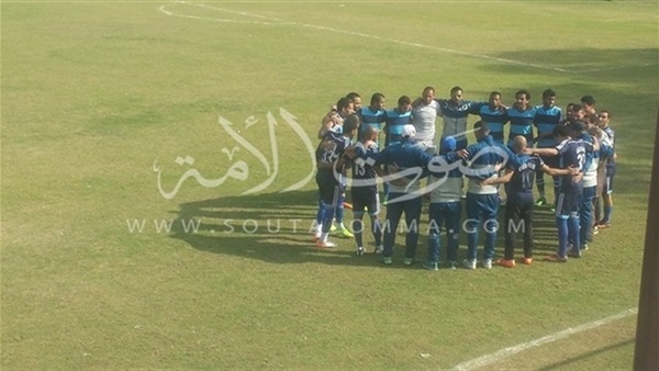 الأهلي يسعى لخطف حارس جينيس قبل الزمالك