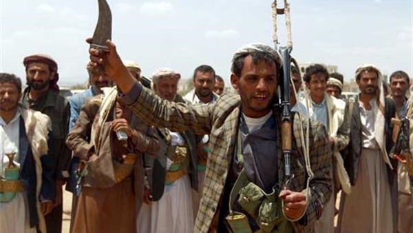 القوات اليمنية تتقدم في صرواح وتحاصر المليشيات الحوثية في آخر مواقعها بالمديرية القوات اليمنية تتقدم في صرواح وتحاصر المليشيات الحوثية في آخر مواقعها بالمديرية