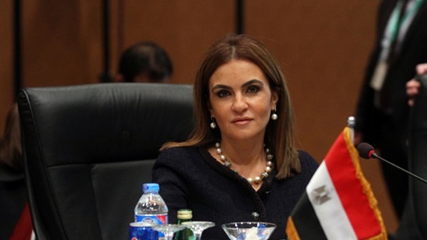 التعاون: السيسي ورئيس وزراء اليابان يرغبان بافتتاح المتحف الكبير2017 التعاون: السيسي ورئيس وزراء اليابان يرغبان بافتتاح المتحف الكبير2017