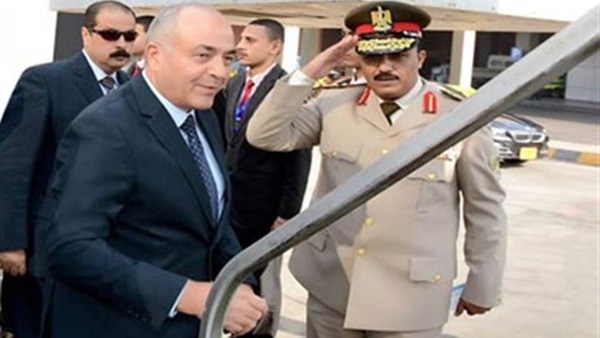 الفريق محمود حجازى يغادر إلى فرنسا الفريق محمود حجازى يغادر إلى فرنسا