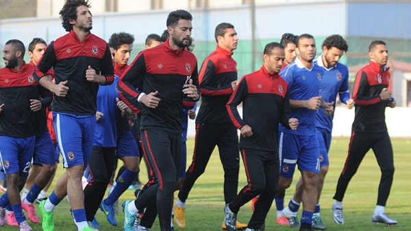 رباعي المنتخب ينتظم فى تدريبات الأهلي بعد العودة من «الكونغو» رباعي المنتخب ينتظم فى تدريبات الأهلي بعد العودة من «الكونغو»