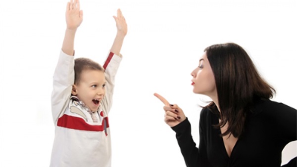 5 أساليب عقاب طفلك عند ارتكابه خطأ.. تعرفي عليها 5 أساليب عقاب طفلك عند ارتكابه خطأ.. تعرفي عليها