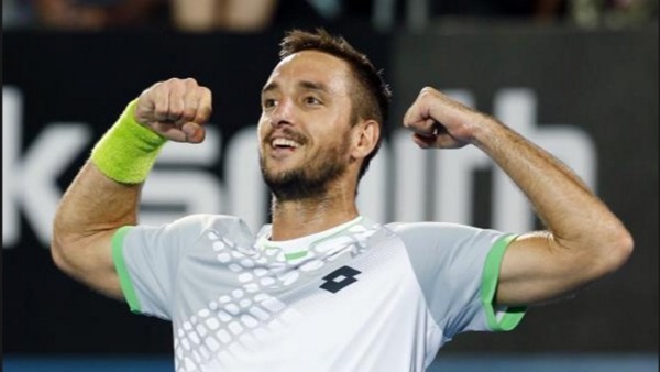 ترويتشكي يفوز على نادال في بطولة شنجهاي للتنس