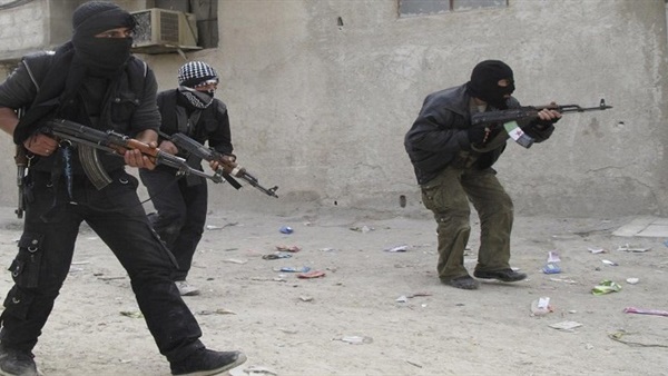 مصرع وإصابة 9 أشخاص في هجوم مسلح بالعريش 