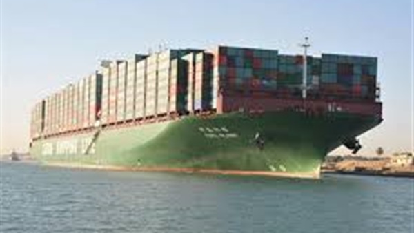 «قناة السويس»: موانئ بورسعيد تسجل اليوم 30 سفينة