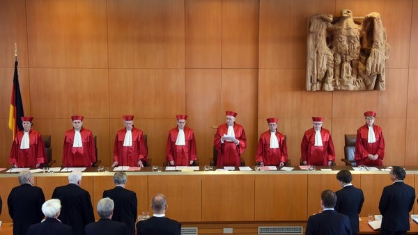 محكمة ألمانية تدين طبيبا ألمانيا باعتداءات سرية على مرضاه