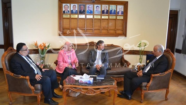 نائب رئيس جامعة الإسكندرية يستقبل نظيره بجامعة «ساوث بانك» نائب رئيس جامعة الإسكندرية يستقبل نظيره بجامعة «ساوث بانك»