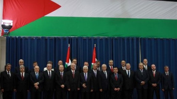 الحكومة الفلسطينية تشكل قوة لحراسة المستشفيات الحكومة الفلسطينية تشكل قوة لحراسة المستشفيات