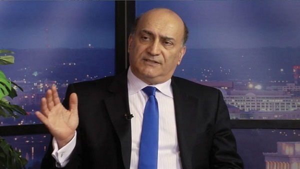 مستشار ترامب: الإعلام الأمريكي يدعم هيلاري كلينتون مستشار ترامب: الإعلام الأمريكي يدعم هيلاري كلينتون